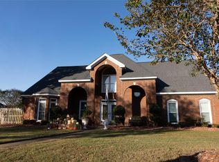 532 Towne Lake Dr, Montgomery, AL 36117