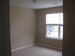 4th image of 520 Chastine Dr