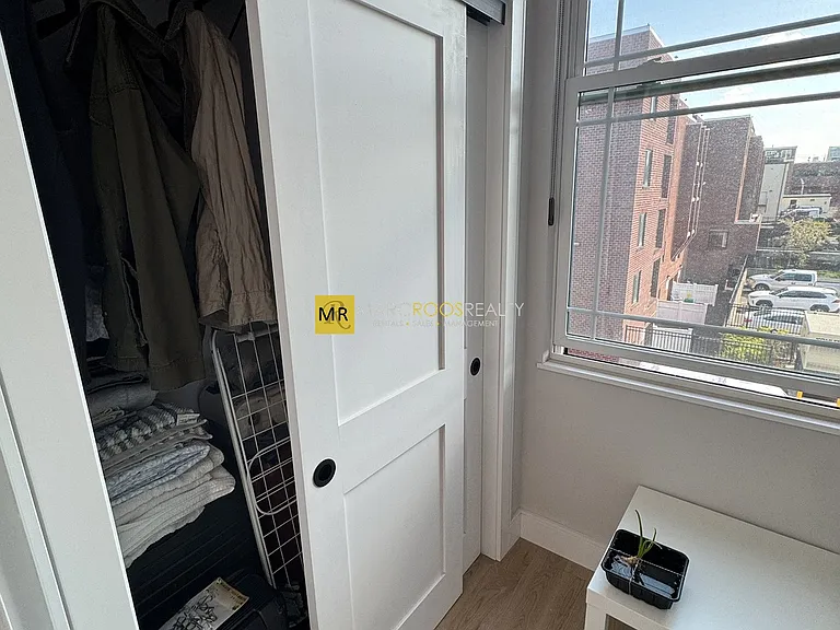 167 Maverick St #2 — Photo 12