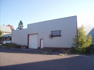 430 7th St, Calumet, MI 49913