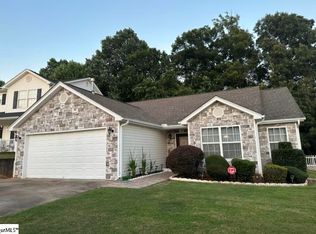 118 Kingscreek Dr, Greer, SC 29650