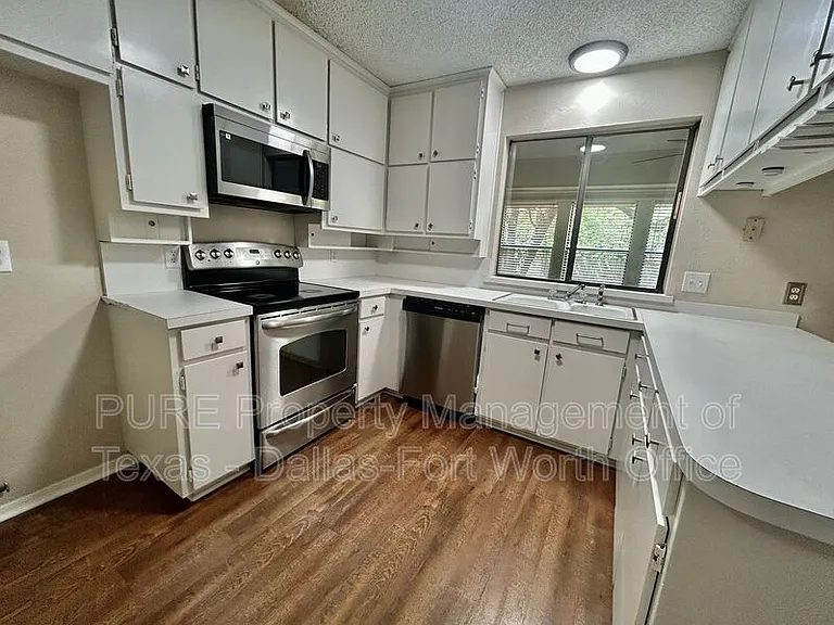 4707 Burning Springs Dr — Photo 18