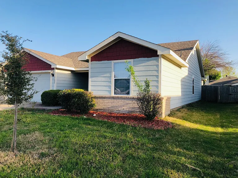 9605 Woodrow Wilson Dr — Photo 4