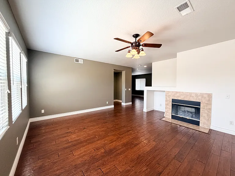 1884 Pinnacle Way — Photo 13