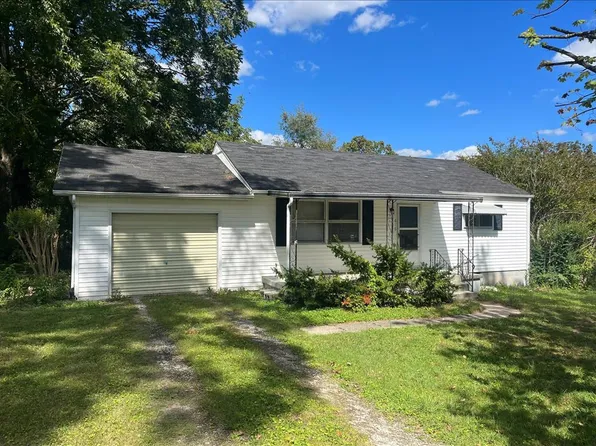 616 E Jere Whitson Rd, Cookeville, TN 38501