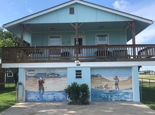 1402 W Baltimore Ave, Seadrift, TX 77983