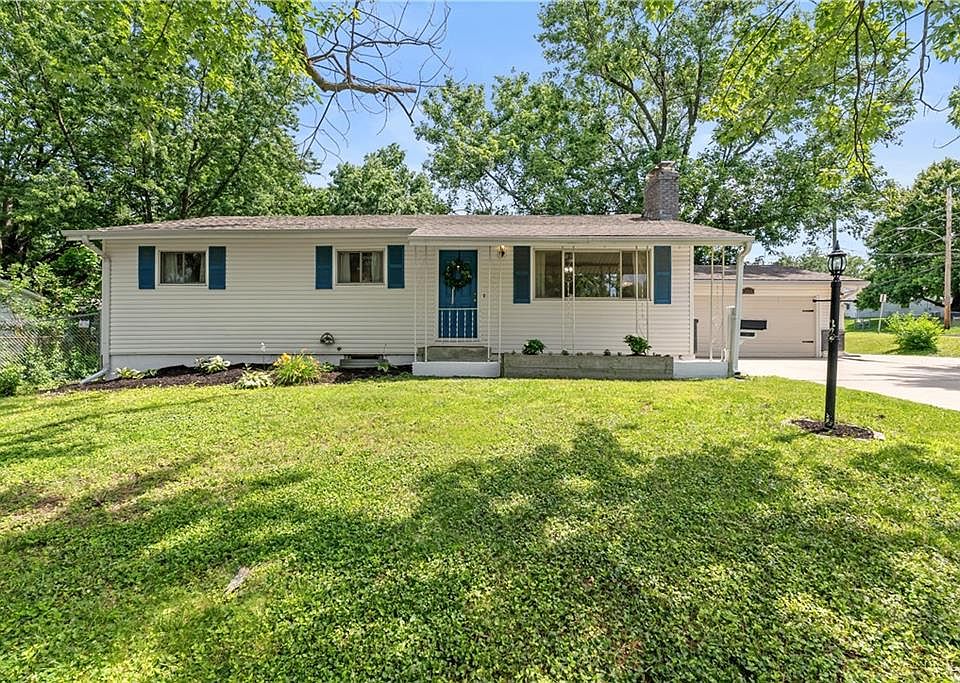 1st image of 1501 NE 67th Pl