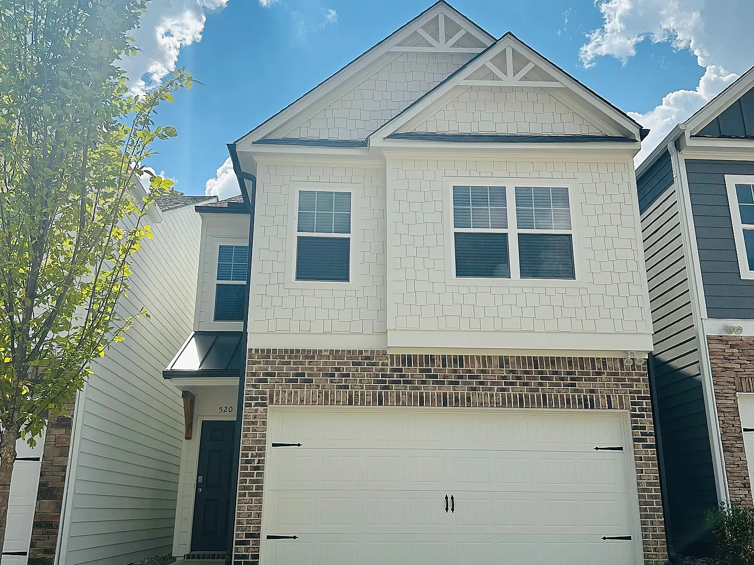 3 bed, 2.5 bath, 1734 sqft, $2,300 — Photo 1
