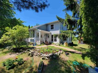 1544 Bester Rd, Harbor Springs, MI 49740