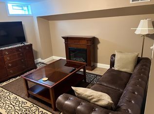 7413 Skyline Dr, Frederick, MD 21702