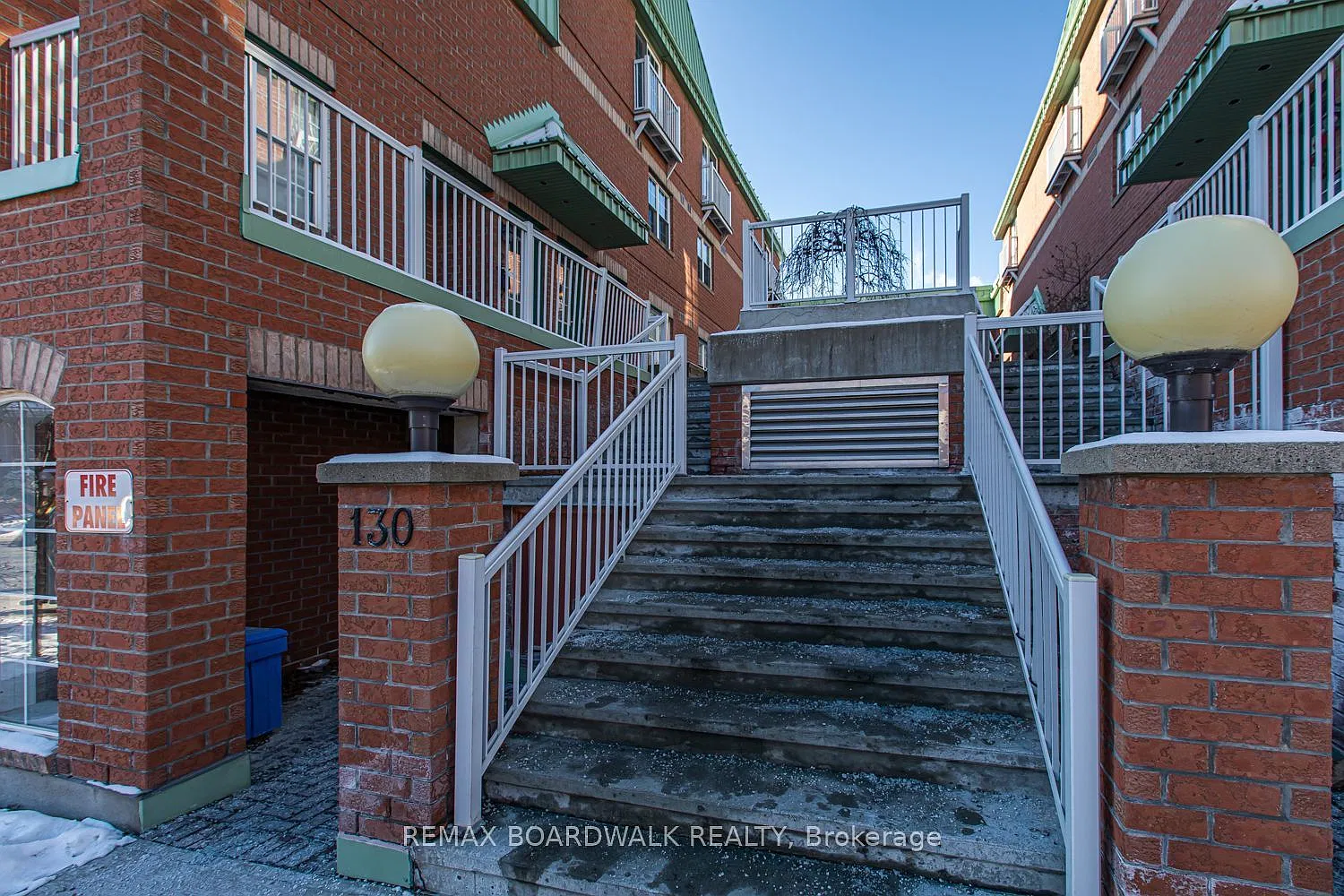 2 bed, $2,400 — Photo 3