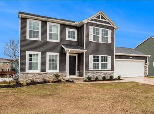 724 Petoskey Stone Dr, Byron Center, MI 49315