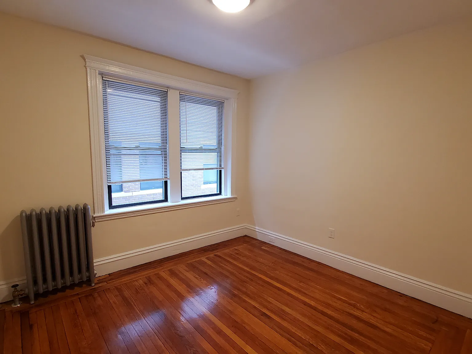 1 bed, 9999 sqft, $2,300 — Photo 4
