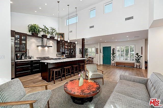 2nd image of 2907 Beverwil Dr