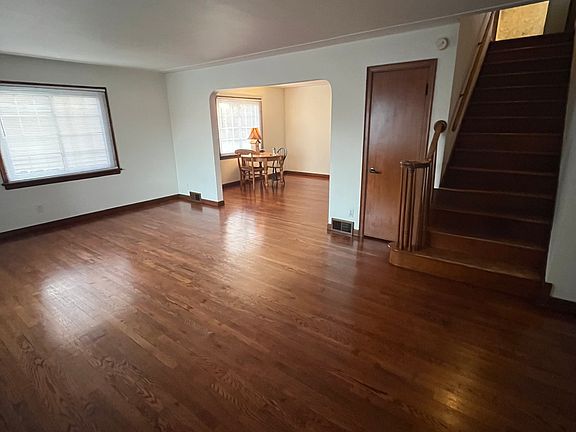 2nd image of 159 Cleveland Ave