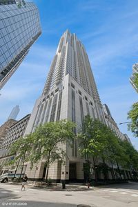 55 E Erie St APT 4102, Chicago, IL, 60611
