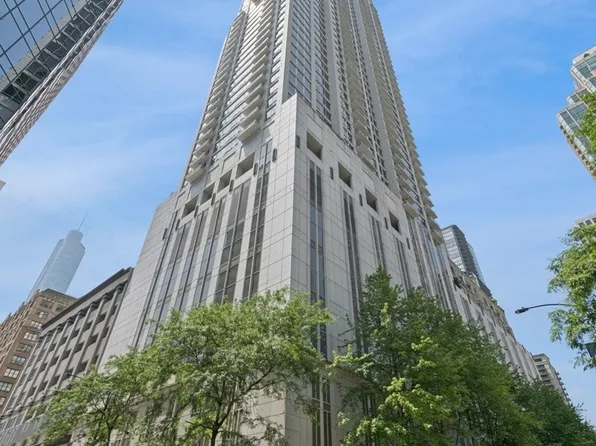 55 E Erie St APT 4102, Chicago, IL 60611