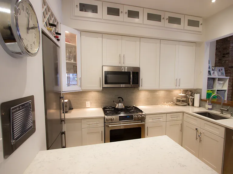 334 W 89th St #3 — Photo 25