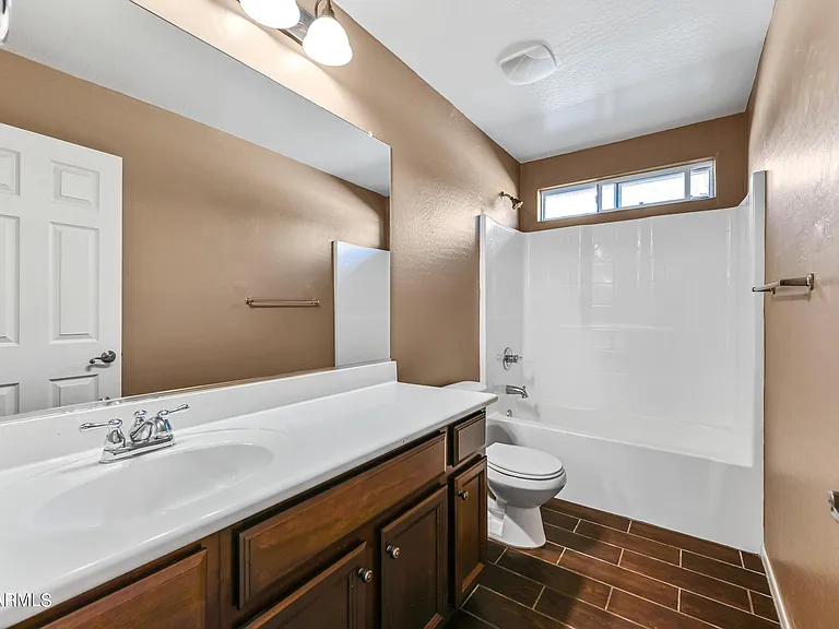 41284 W Cahill Dr — Photo 24