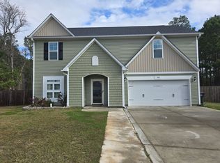 900 Cedar Glen Dr, Fayetteville, NC 28314