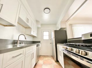 3661 Vinton Ave #2, Los Angeles, CA 90034