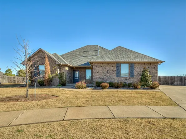 3901 NW 166th Ter, Edmond, OK 73012