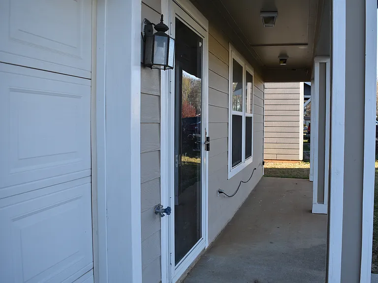 15445 Tyler Mill Dr — Photo 23
