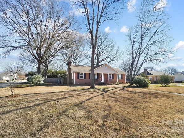 2203 O'Hara Dr, Charlotte, NC 28273