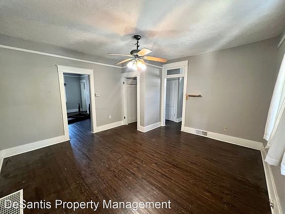 5th image of 609 Pine St #609