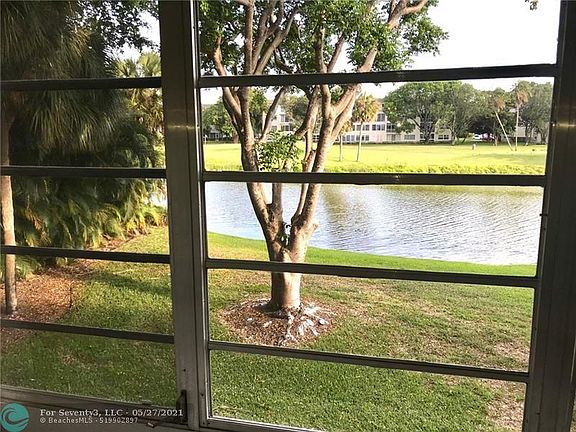 3rd image of 3403 Bimini Ln APT B2