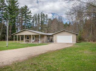 929/933 Loon Lake Rd, Eagle River, WI 54521