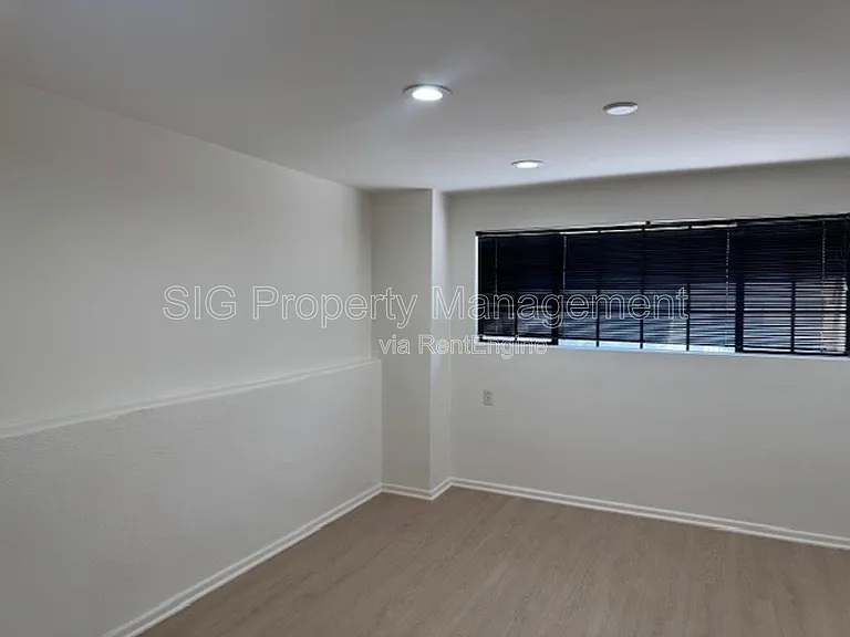 2951 Honolulu Ave #A — Photo 5