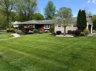 33 Southfield Rd, Edison, NJ 08820