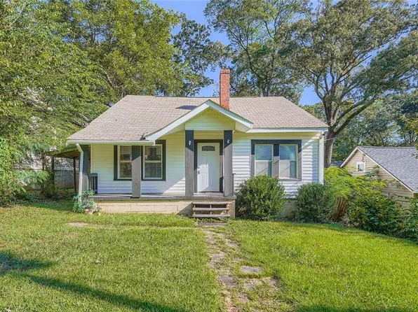 511 Walnut St, Hapeville, GA 30354