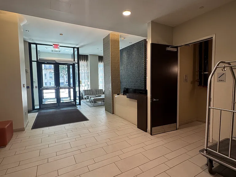 43 Westland Ave #11 — Photo 15