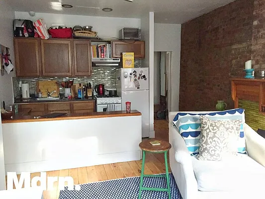 Rented by Mdrn Residential | media 27