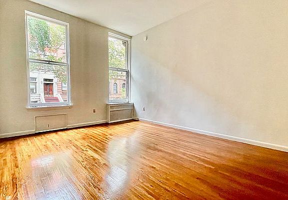 4th image of 40 W 88th St APT 2A