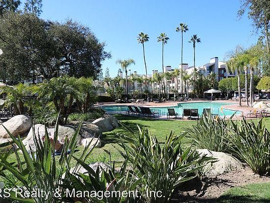3rd image of 5545 Canoga Ave APT 313
