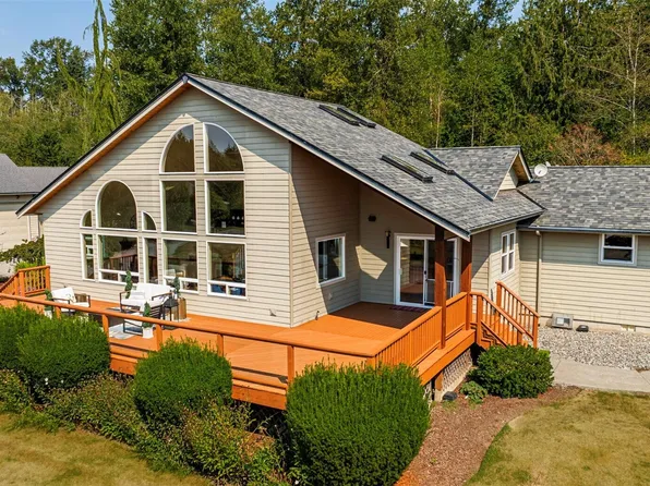 7349 Teal Lane, Bow, WA 98232