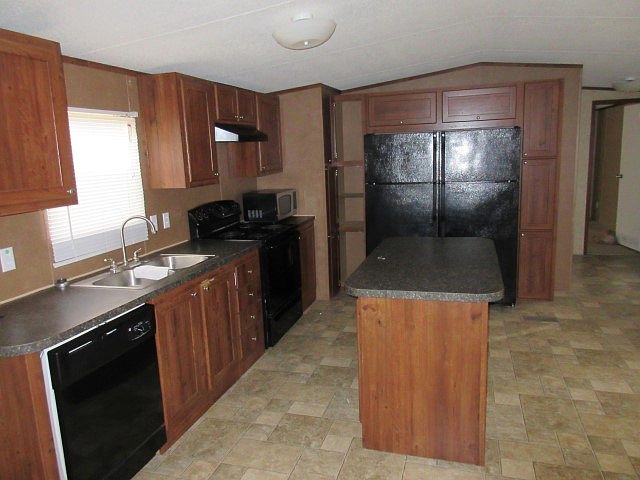 2nd image of 1118 Gaylyn Cir #251