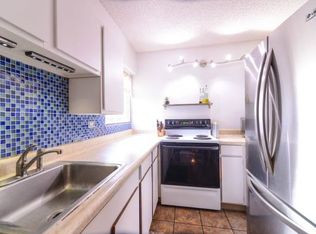 968 Spencer St APT 206, Honolulu, HI 96822