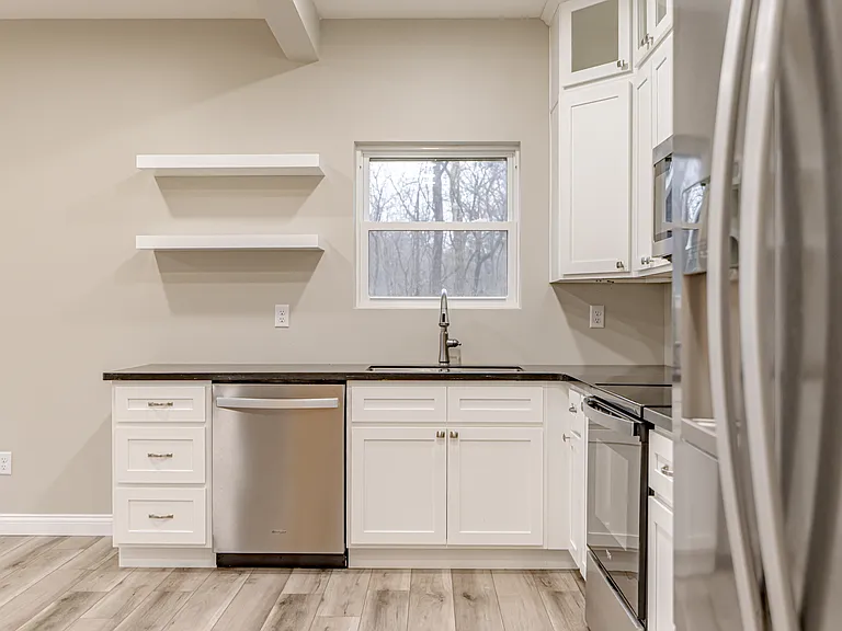 225 Southern Lake Dr — Photo 14