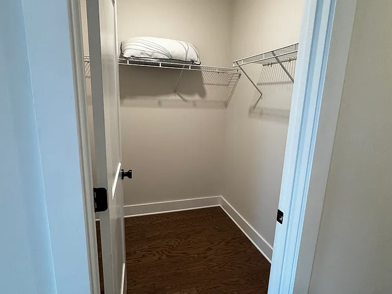 110 Wesser St — Photo 31