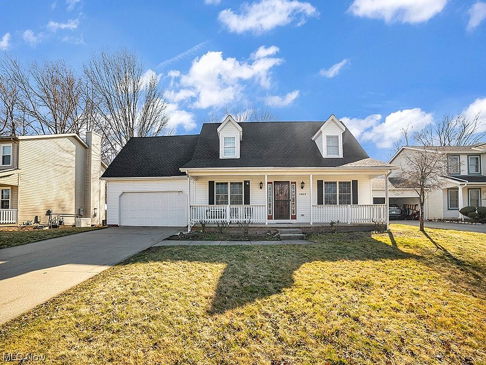 1st image of 33022 Kimberly Ct