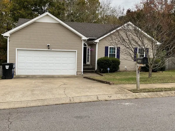 1640 Broad Cir, Clarksville, TN 37042