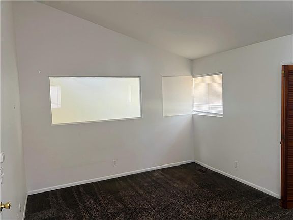 3rd image of 214 Charleston Ave