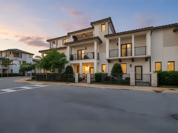 4256 NW 83rd Ave, Doral, FL 33166