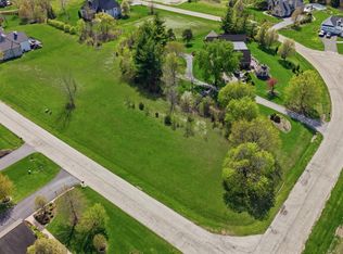 8875 Belfield Rd, Crystal Lake, IL 60014