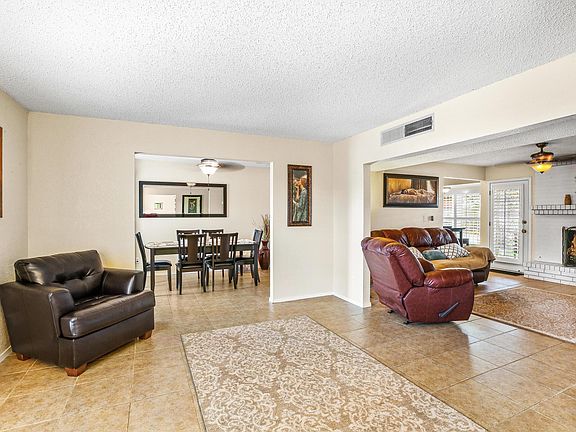 5th image of 11241 Warcloud Ave