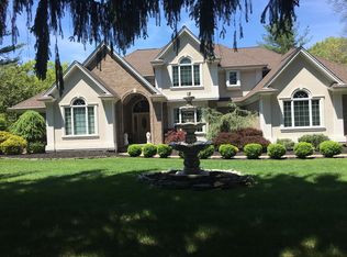 41 Midland Ave, Wyckoff, NJ 07481